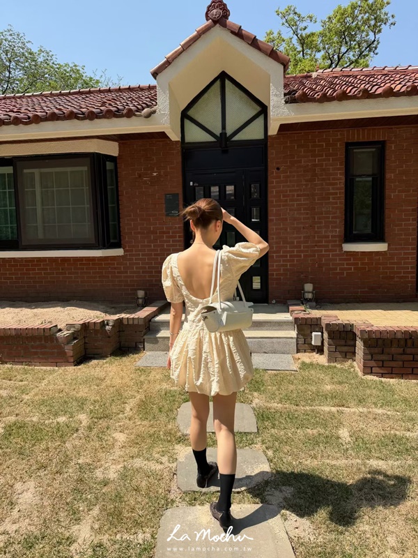公主風澎袖立體花紋生日洋裝